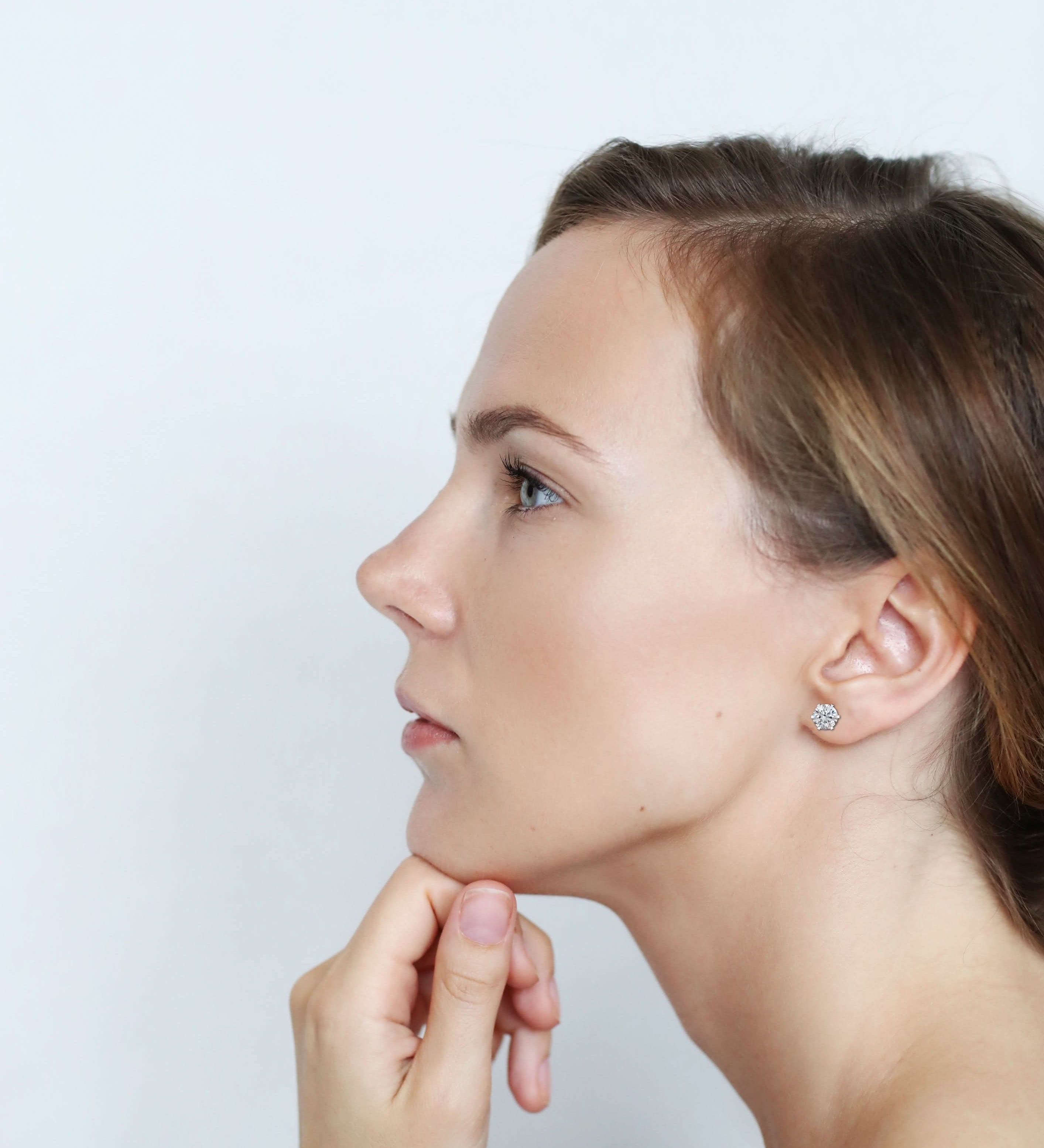 WOKE ™ VVS-F Lab Grown Round cut Diamond Studs in 14/18k Gold