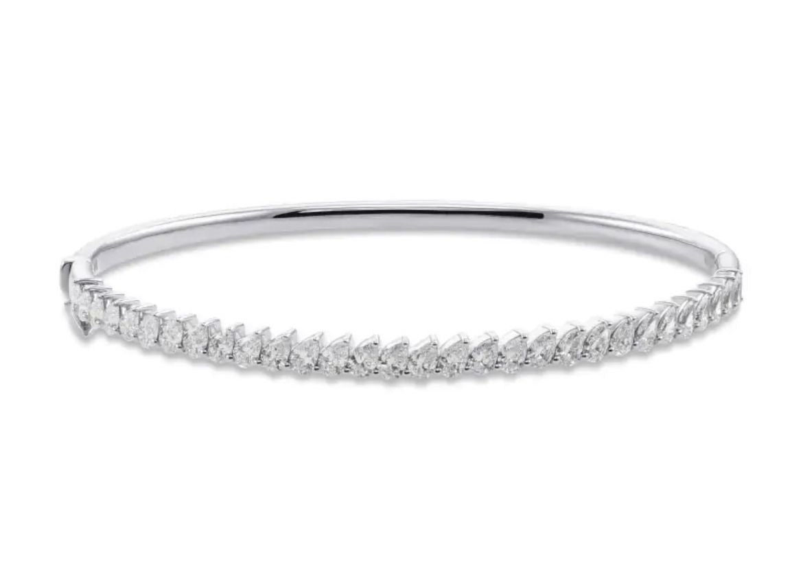 WOKE™ 5.06 carat ROUND cut Lab grown diamond bracelet in 14k gold