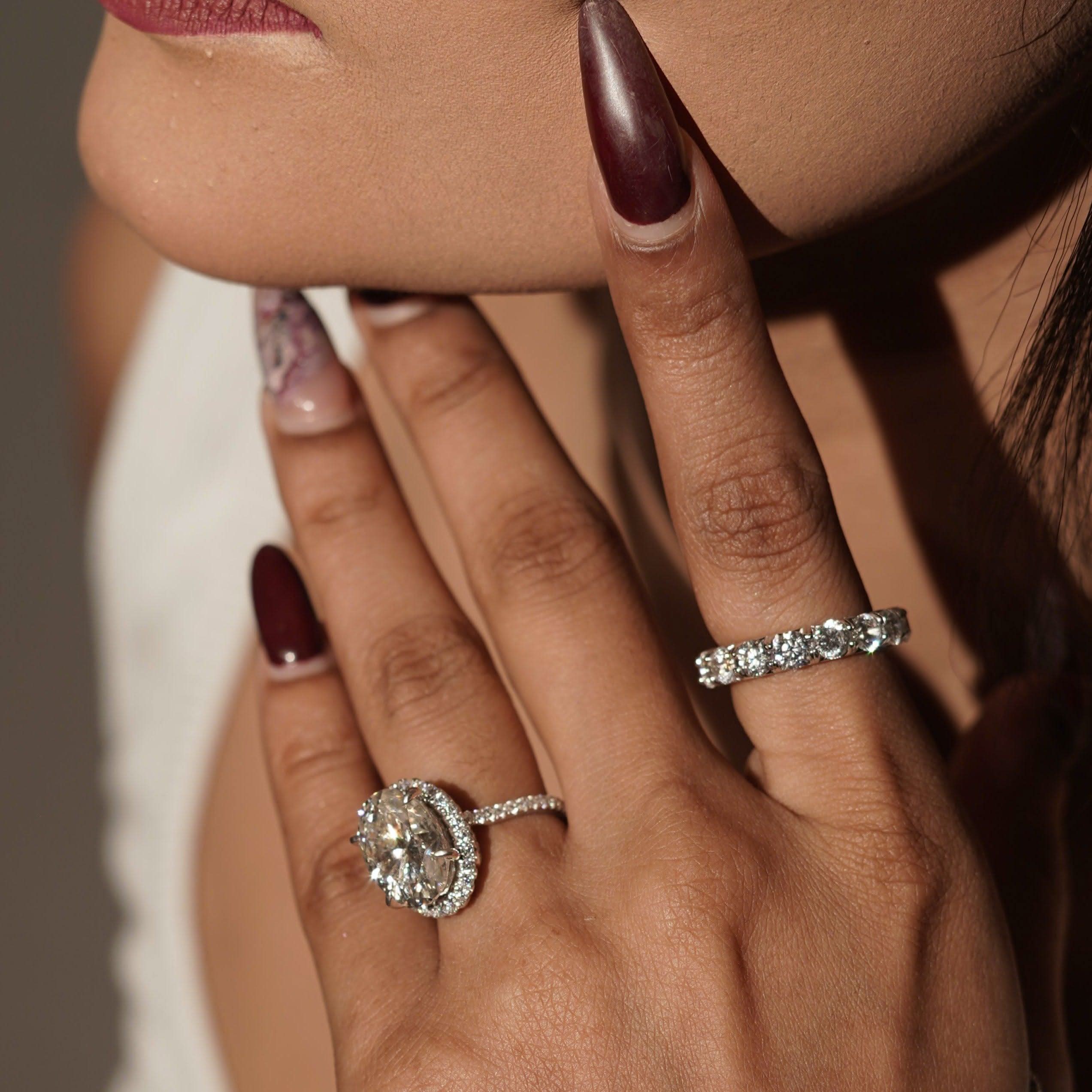 6 Ct. Oval Cut Halo queen ring | In 925 sterling silver and 14k Gold| GRA certified moissanites