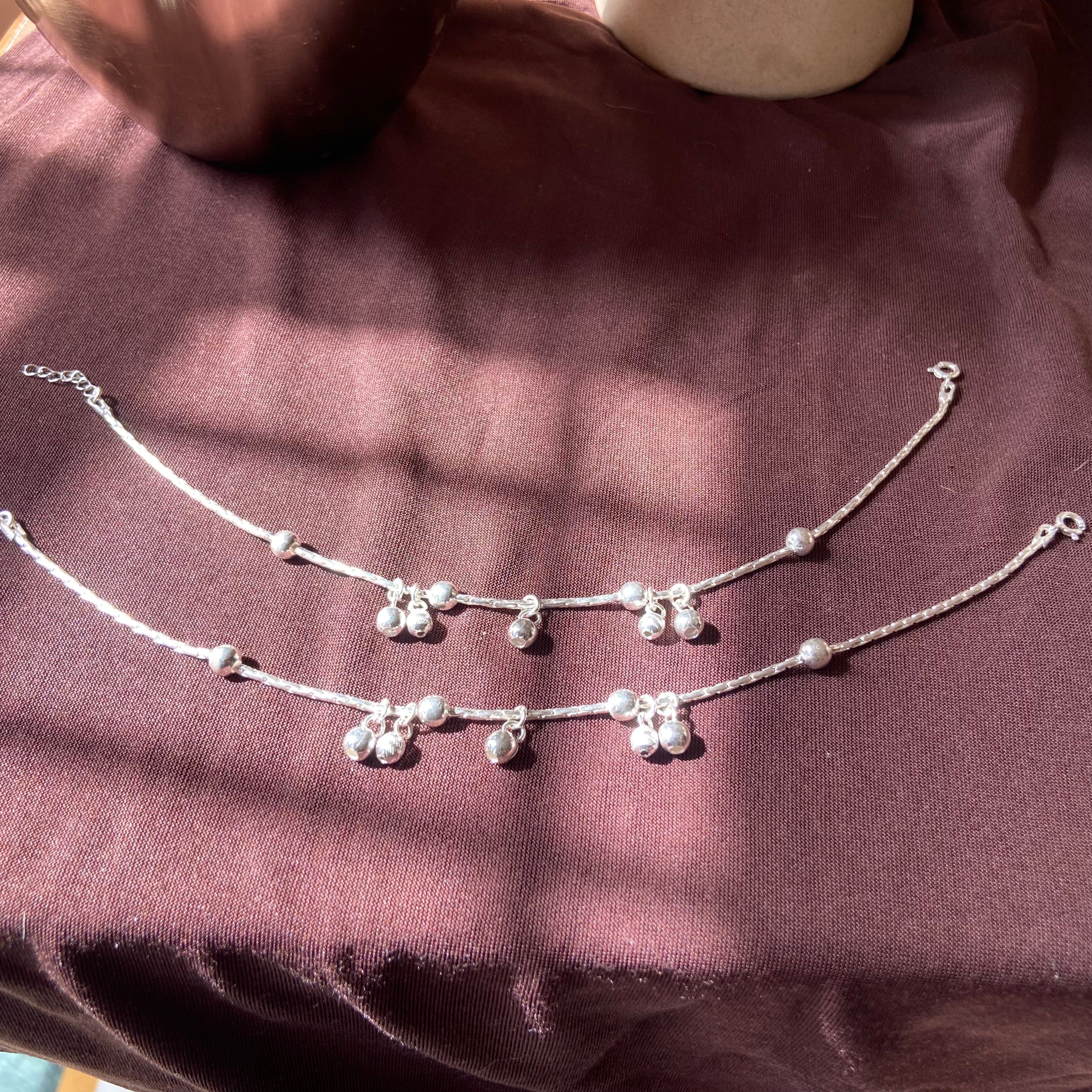 "WOKE" 925 silver Yellow crystal anklet