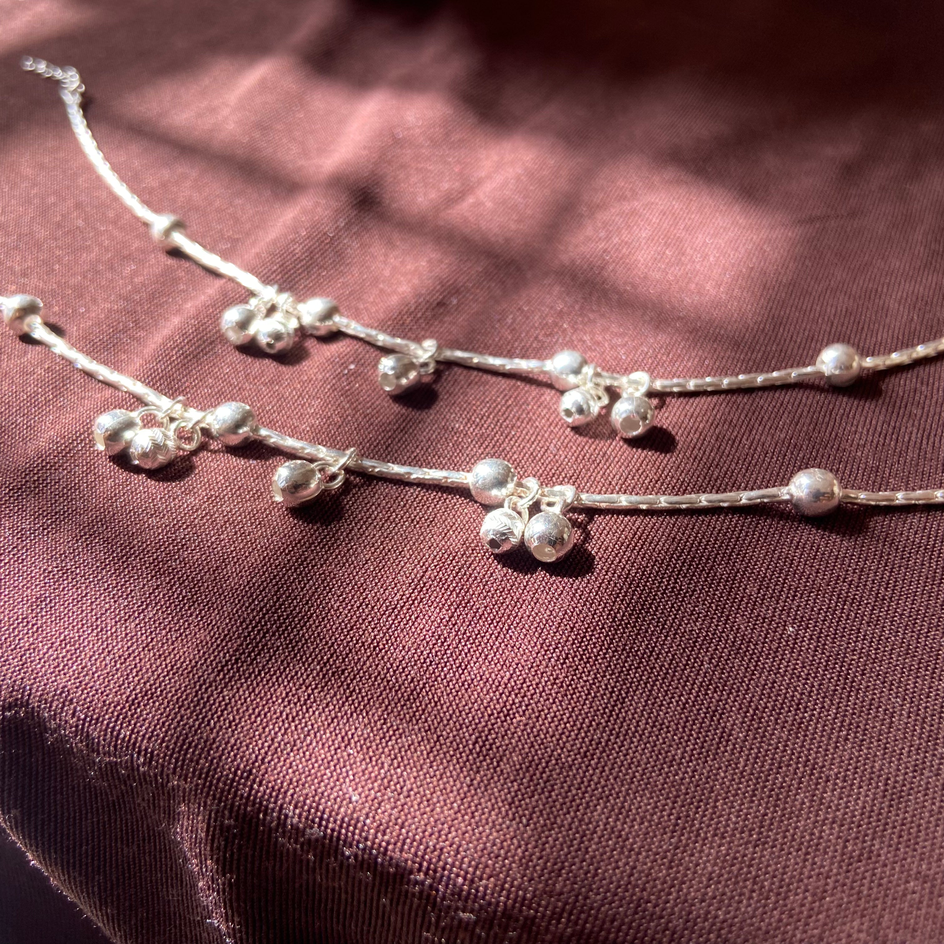 "WOKE" 925 silver Yellow crystal anklet