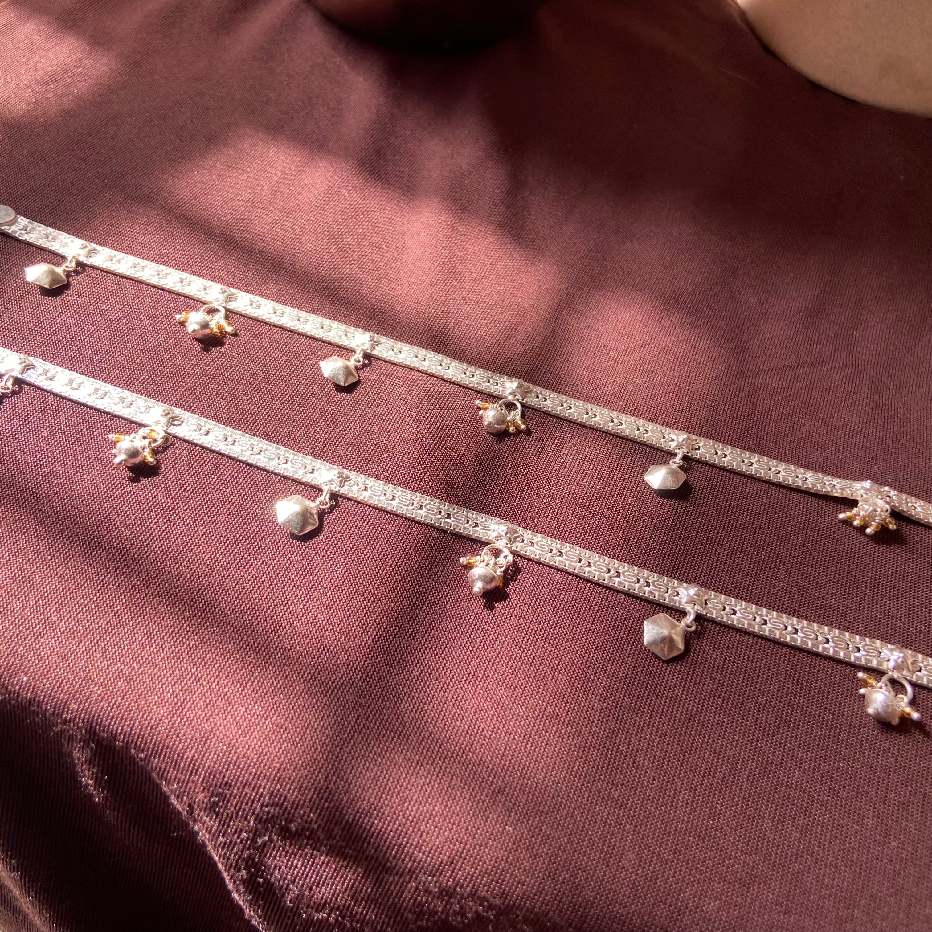 "WOKE" 925 silver Yellow crystal anklet