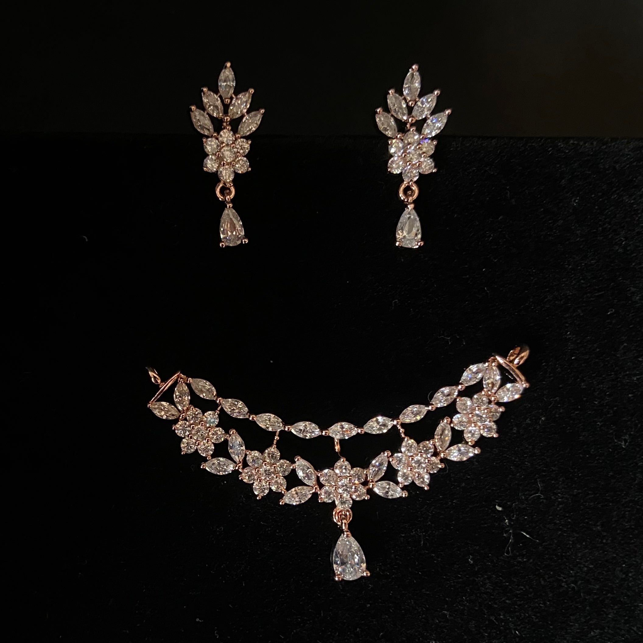 "WOKE" star-light mangalsutra set