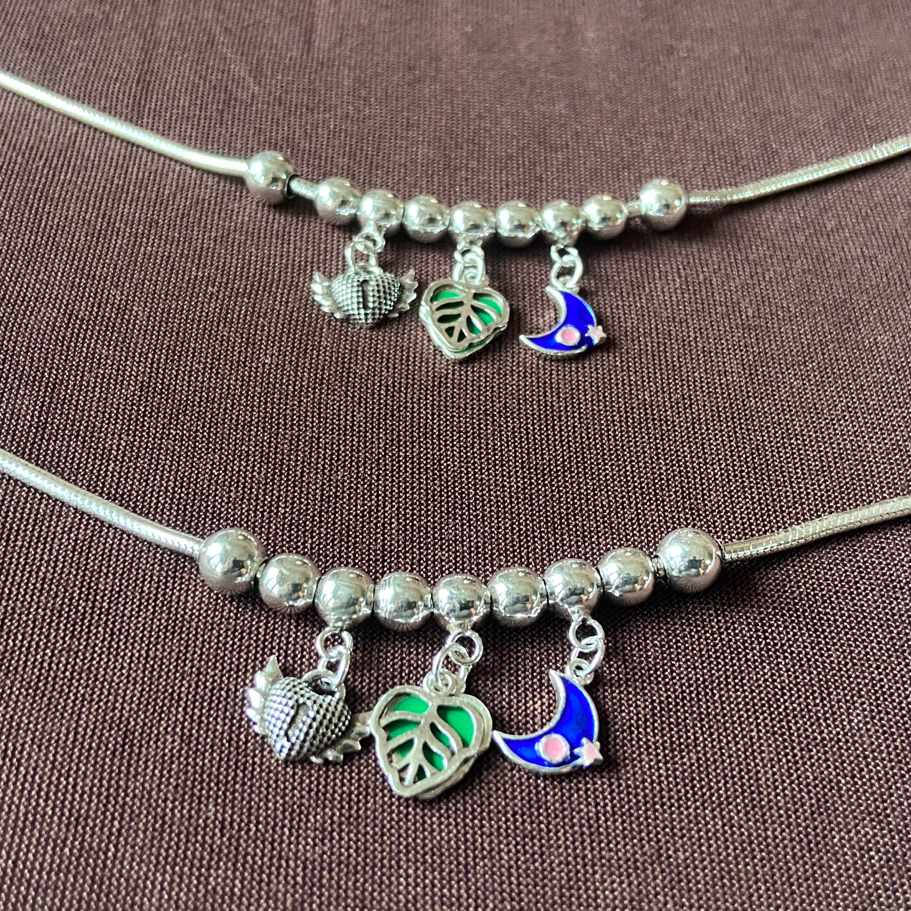 "WOKE" 925 silver charms anklet anklet (Heart and moon charms)