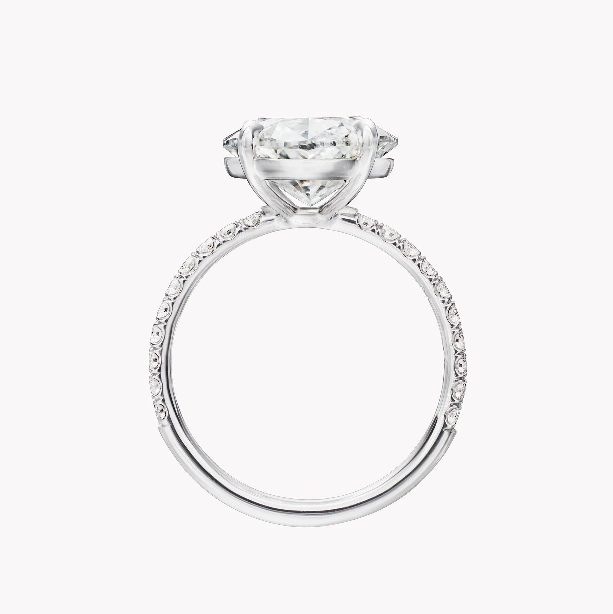 GRA certified moissanite diamond