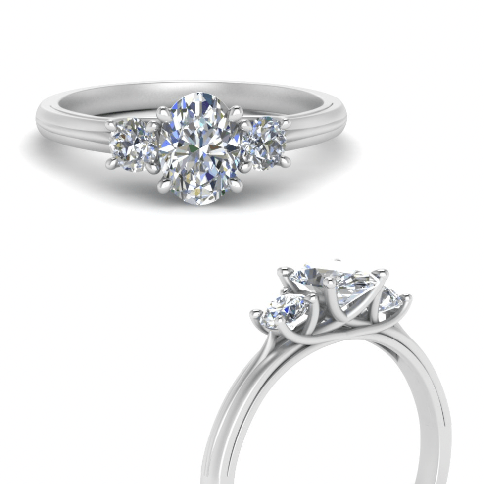 Oval cut moissanite with side round cut | In 925 sterling silver/14k gold and GRA certified moissanites