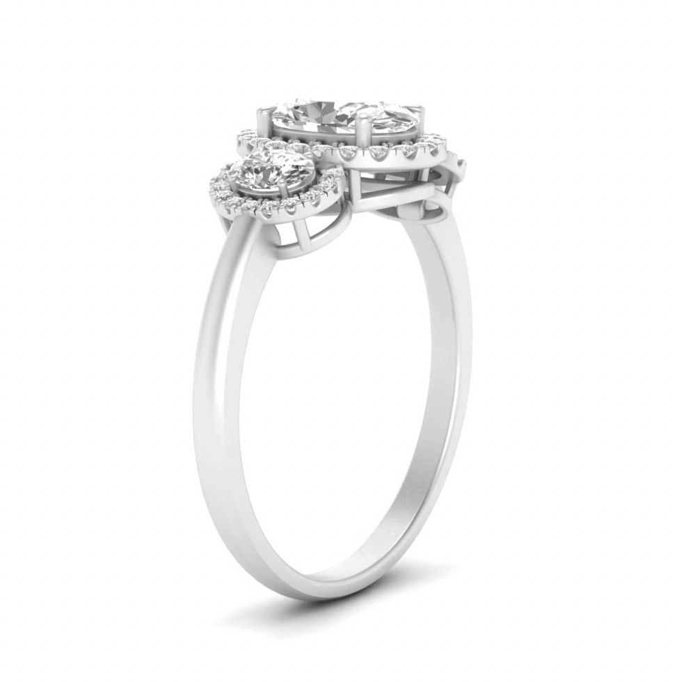 Oval cut moissanite with side round cut | In 925 sterling silver/14k gold and GRA certified moissanites
