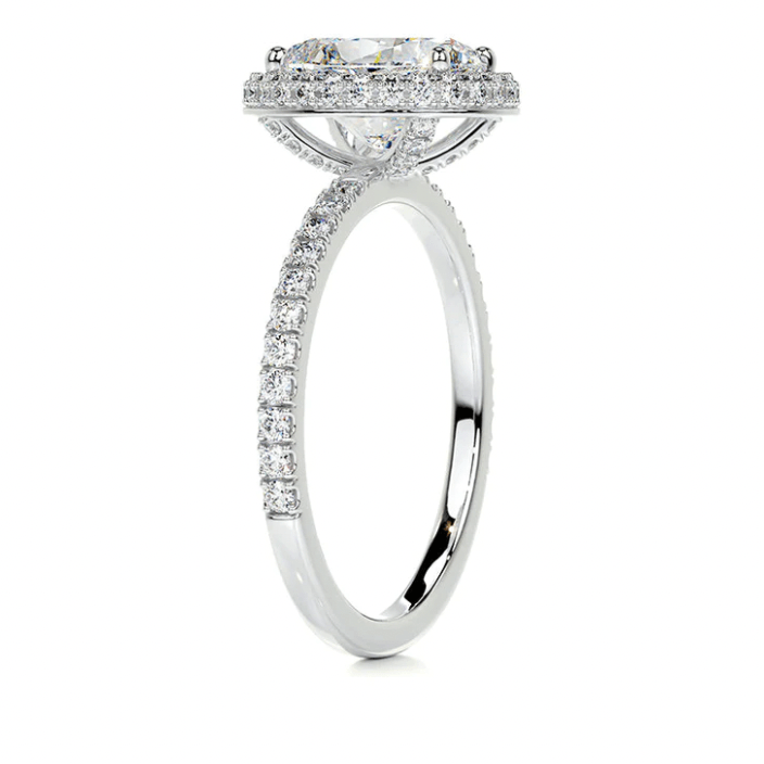 3 carat oval halo moissanite ring | Moissanite ring in gold and 925 sterling silver| GRA certified moissanites