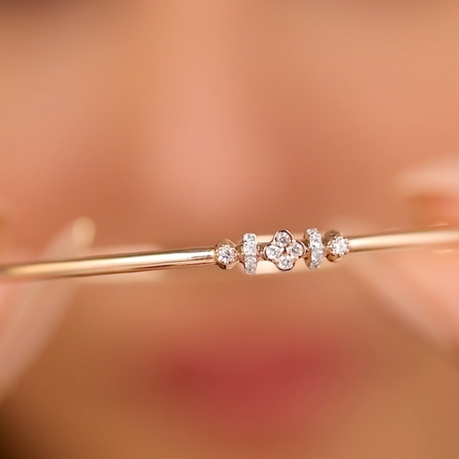 Round flower cut moissanite Tennis bangle | In 925 sterling silver and GRA certified moissanites