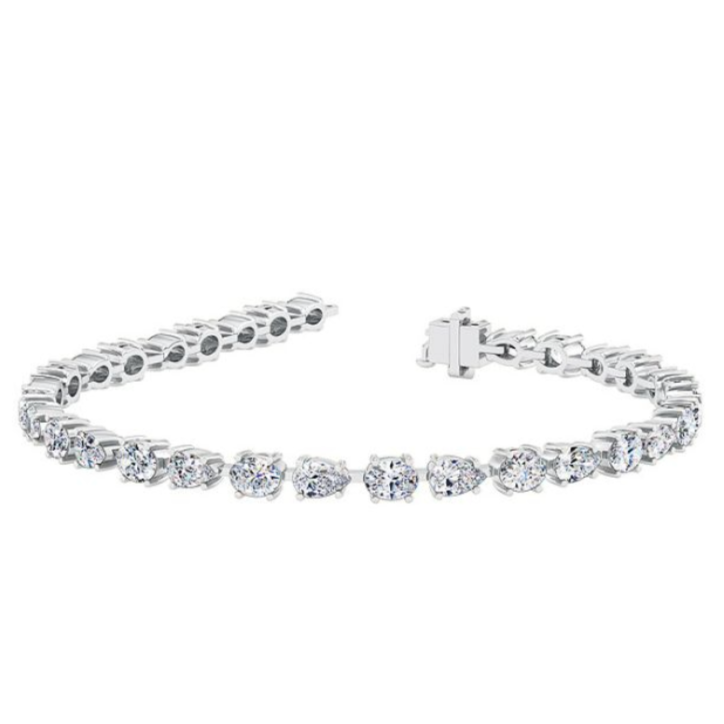 In 925 sterling silver and GRA certified moissanite