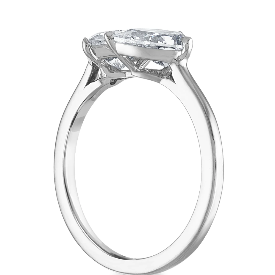 4 Carats Heart and pear cut Toi-et-Moi ring | Moissanite rings