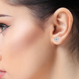 WOKE ™ HALO Round cut Moissanite