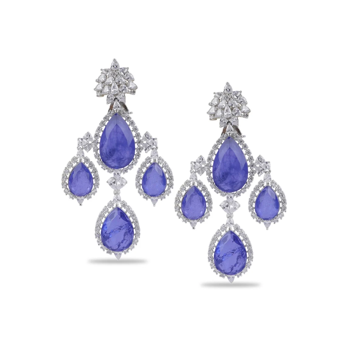 EMRLD ® pear cut and cushion earring | 925 silver | Lab grown emeralds and Diamonds