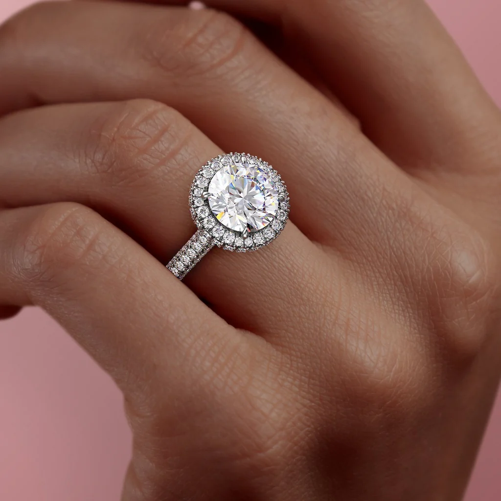 ROUND CUT MOISSANITE WITH SIDE STONES| WOKE