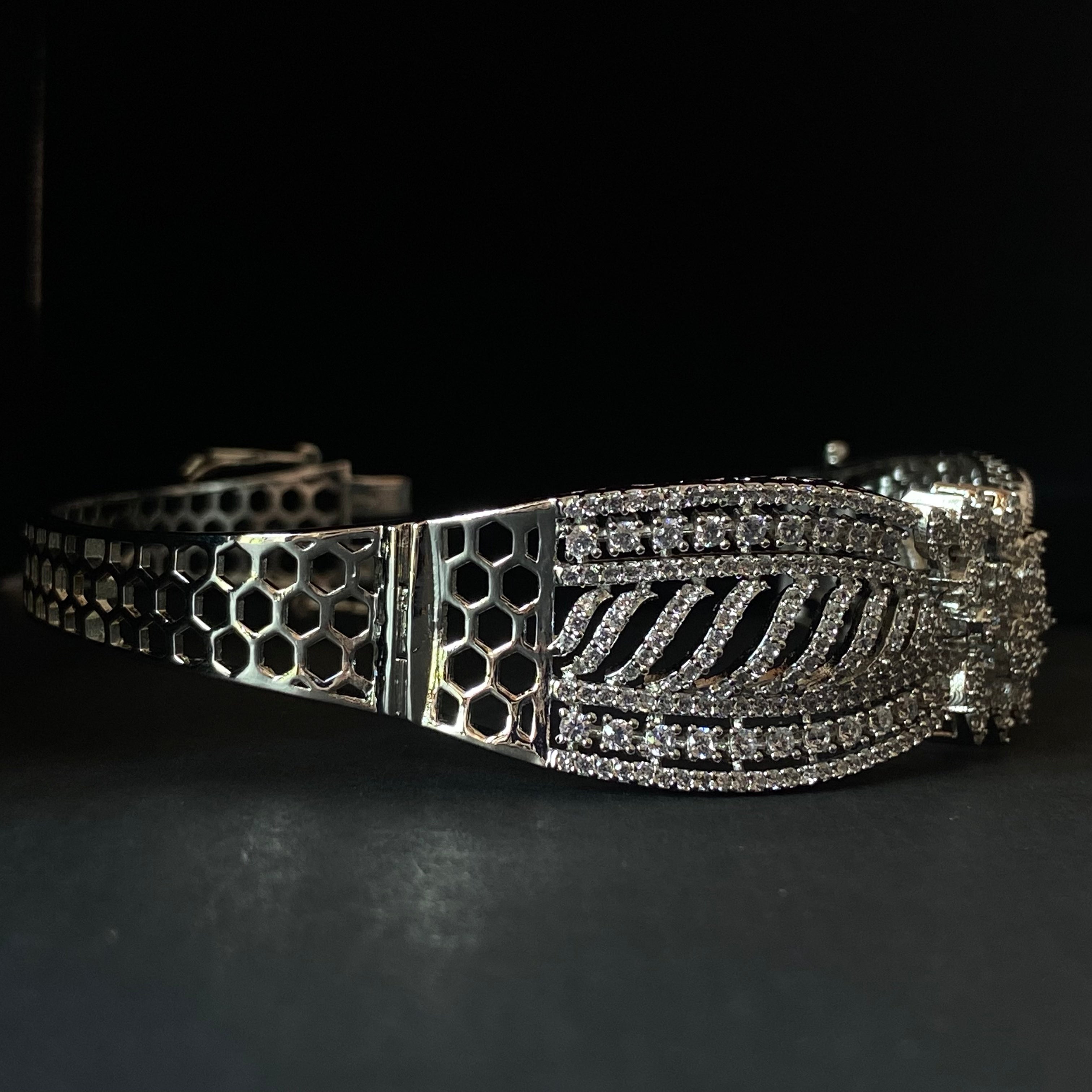 “WOKE” openable white gold Cluster crown bracelet