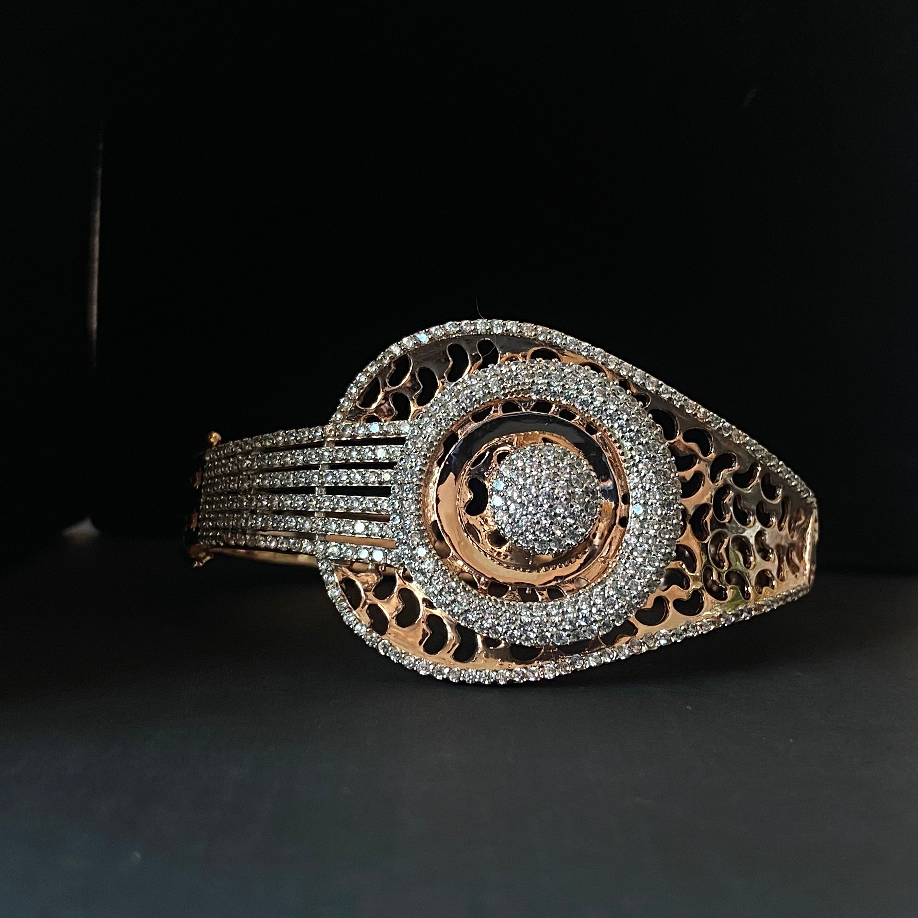 “WOKE” openable Rose gold circular bracelet