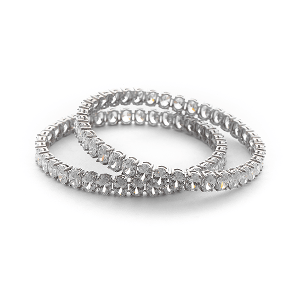 24.4 carats Solitaire cushion cut Bangles