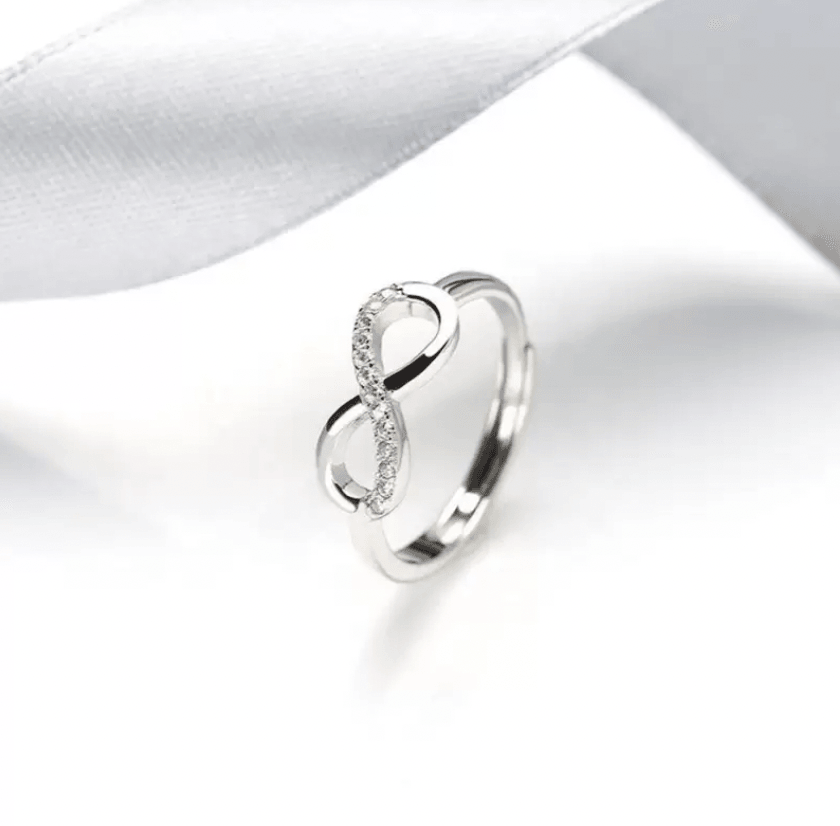 Infinity ring